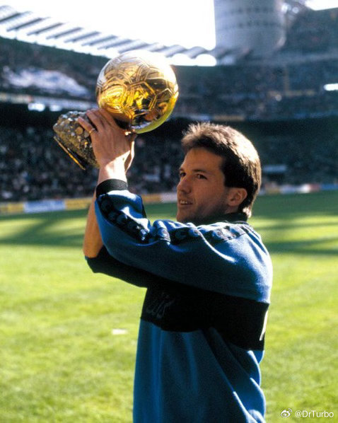 生日快乐 金球先生意甲欧冠8强对阵来了热点现场 💙🖤👏 