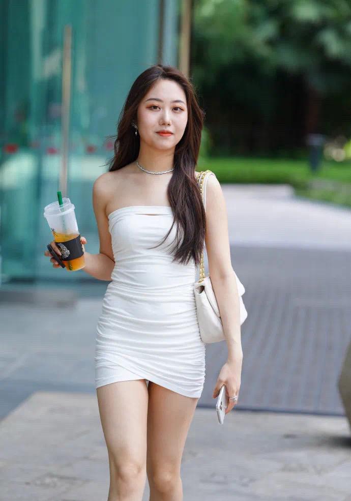 清甜美 靓丽女神范