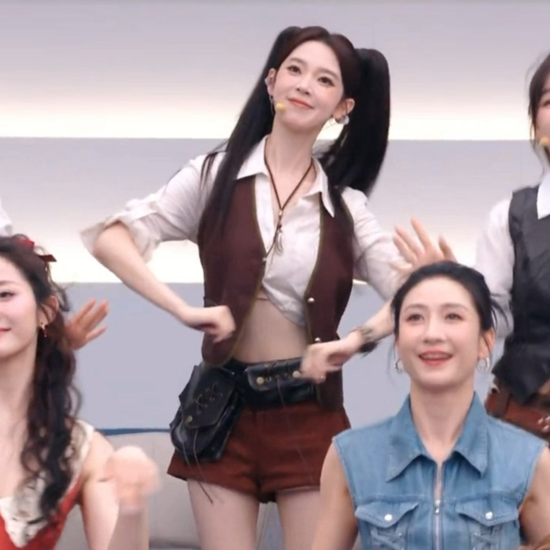 双马尾的陈瑶宝宝萌鼠我了。。 浪姐一公直播