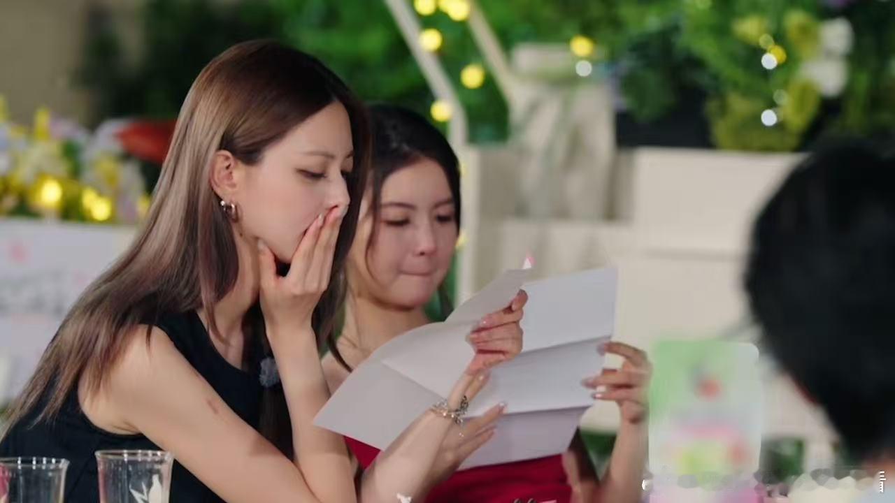 春子给所有女生写了信喜欢你6全员爆哭 春子把想说的话都写进信里了，女生们挨个读，
