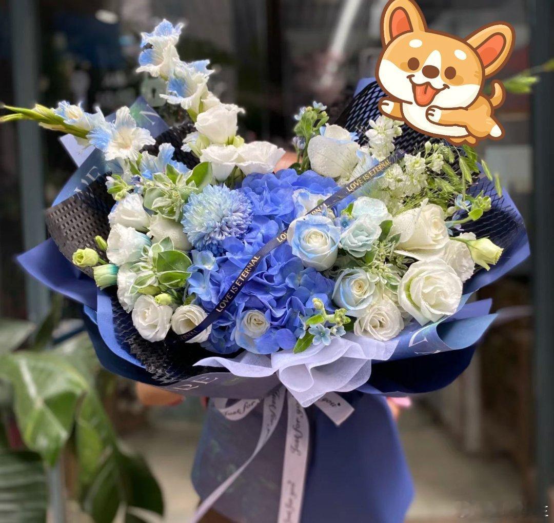 每次看到花都会觉得生活很美好！ 