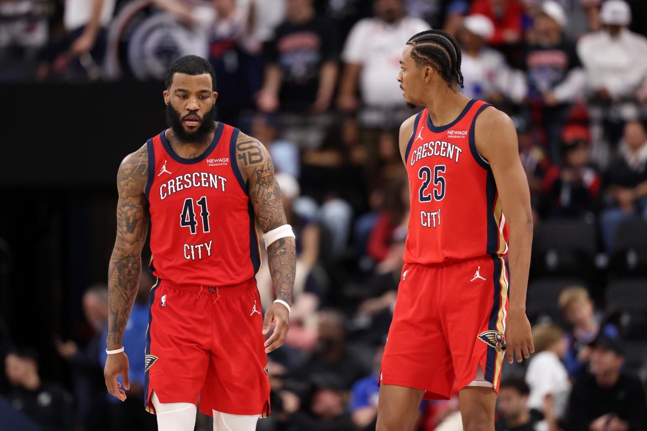 快船再战鹈鹕，99-105，又输了！不过这个胜负统计大家得看看：双方过去20次交