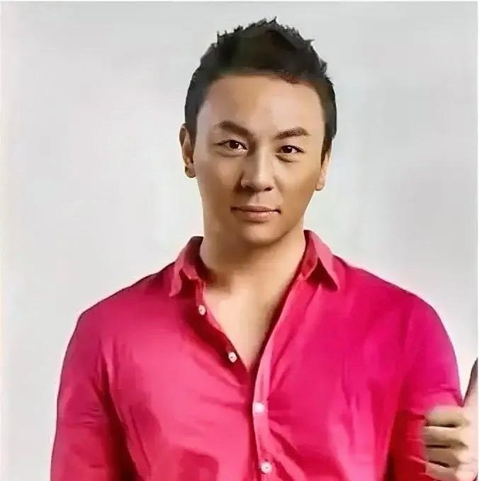 早上起来一刷手机，嘿，不管是喜欢释小龙的人，还是不咋喜欢他的人，都不吭声了。为啥