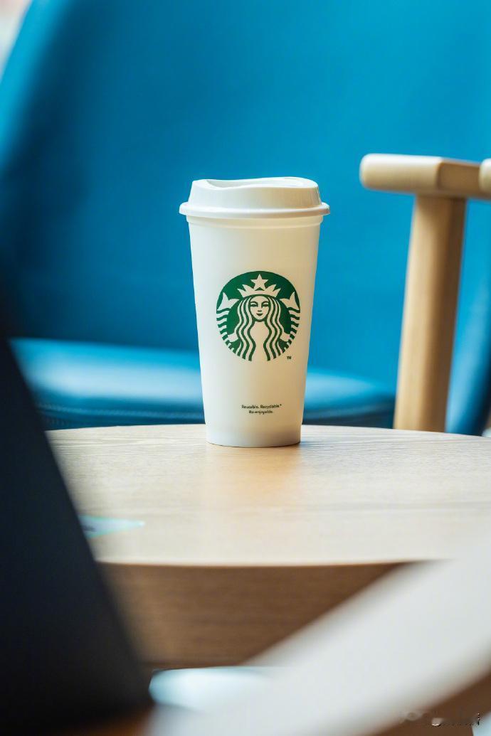 冬日生活分享在Starbucks买了个什么优惠，小程序上显示送了几张劵，半价优惠