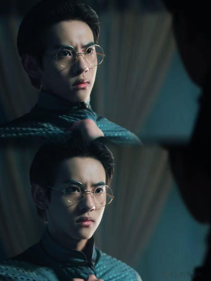 刘轩丞 少爷正是中二的年纪 刘轩丞在新剧里的表现让人眼前一亮，不仅外形贴合角色，