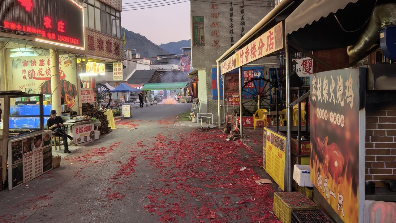 桔子古代和现代都没有，驴得水的剧情是违规的
桔，在古代不同音，不同意，读 jié