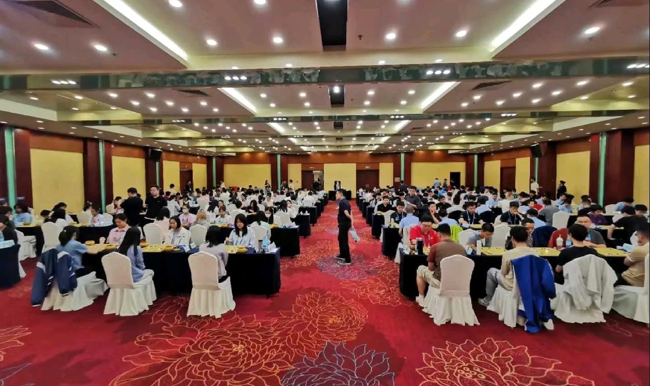 全国围棋团体锦标赛精彩分享

围乙上海队、围丙北京围棋协会队、女子围乙贵州博弈围