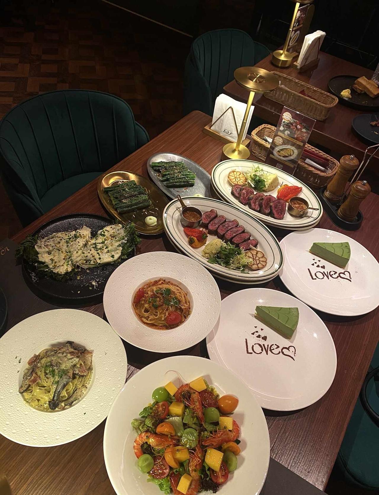 广州探店｜藏在珠村的漂亮餐厅
广州终于挖到！大狗也能室内入座的绝美宠物友好西餐?