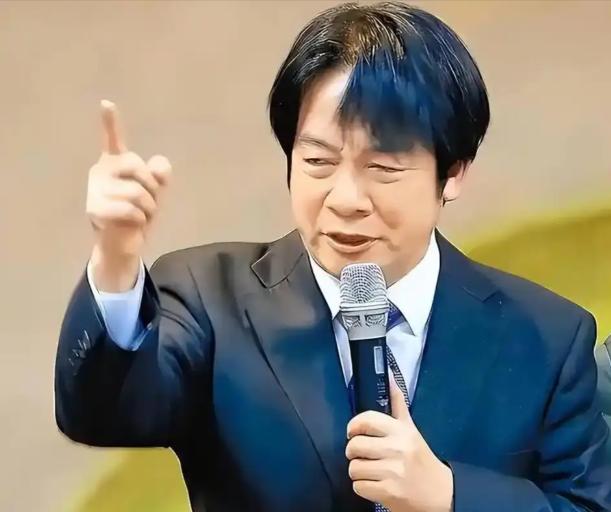 “台独”天塌了，特朗普为了顺利访华，给赖清德下了一道死命令。

赖清德最近日子不