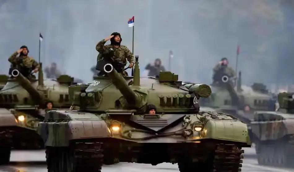 万万没想到
说实在话，千万别天真地以为俄乌冲突一结束，咱们就能松口气了。一旦那边