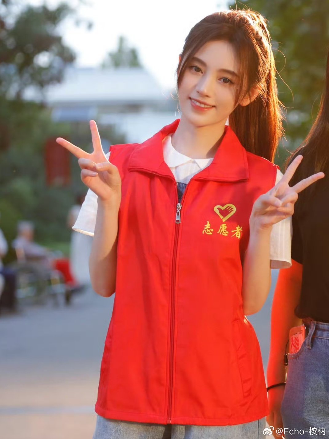 jjy鞠婧祎月鳞绮纪  jjy鞠婧祎露芜衣 鞠圈虽然不大,但里面承载着钢铁直女和