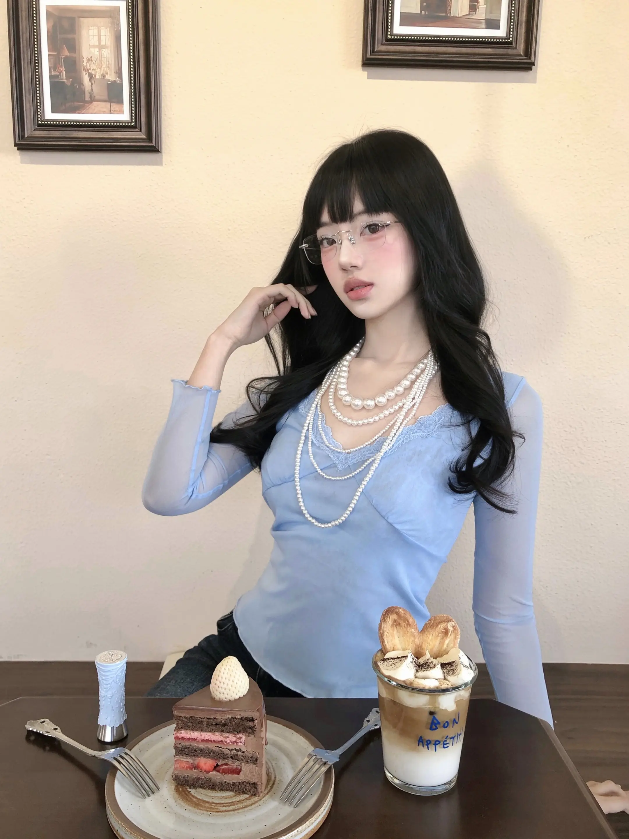 不懂无框眼镜的有难了。