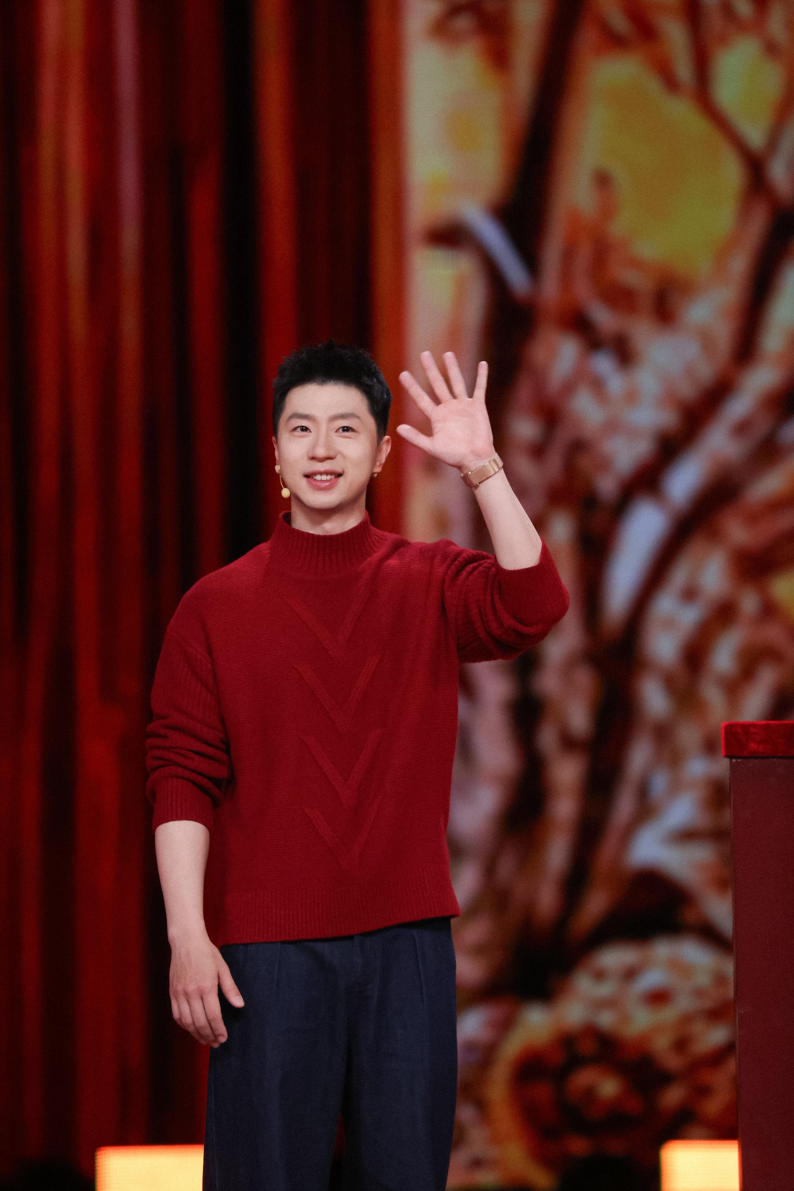 鞍山小马马龙乒坛goat马龙乒坛历史第一人马龙，早安马龙，你的美丽人生才刚刚开始