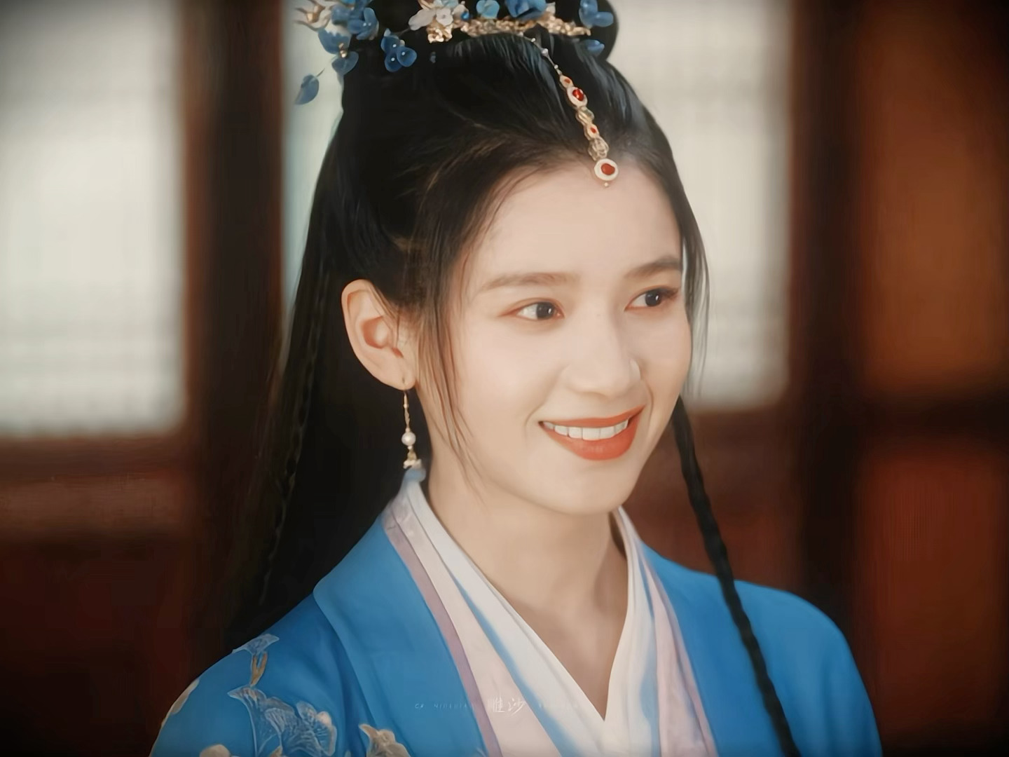 香暗荼的本体是一只俏皮腹黑的兔子🐰藏海传 张婧仪 ​​​