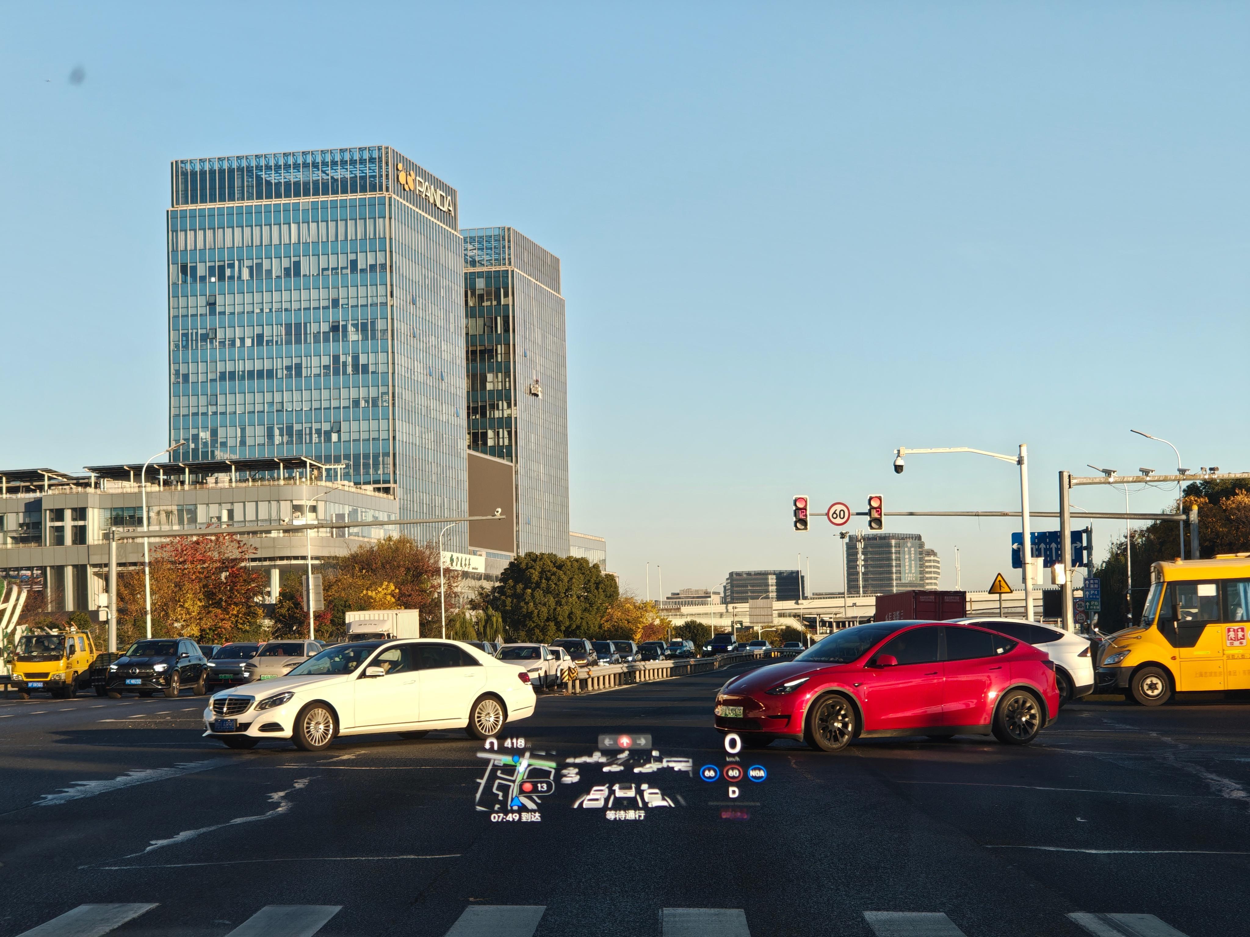 3000多的豆包手机，拍照就不能要求太多了。