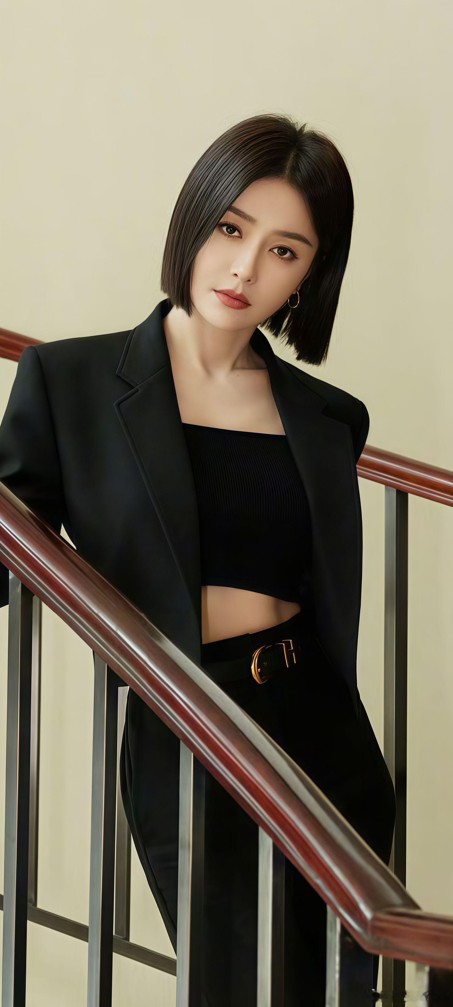 秦岚说年龄只是个数字面对岁月与年龄焦虑，秦岚通透发言引人共鸣。岁月从不是枷锁，成