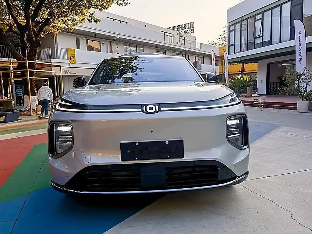 长安启源Q07主要针对家庭市场进行设计，并以其五个既宽敞又舒适的座椅作为其主要的