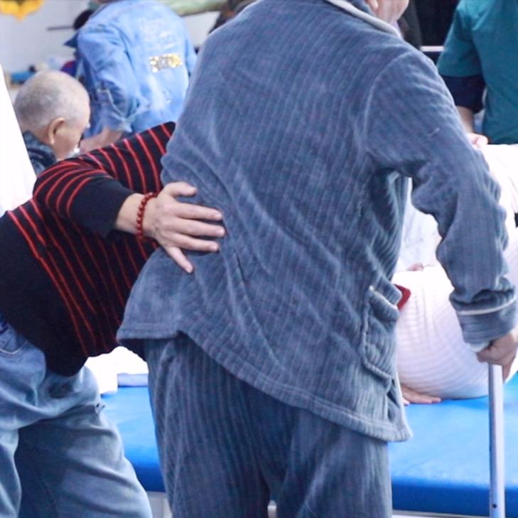 脑梗康复的最大陷阱，太多人掉进去了！
 
很多脑梗患者和家属都抱着这样的想法：在