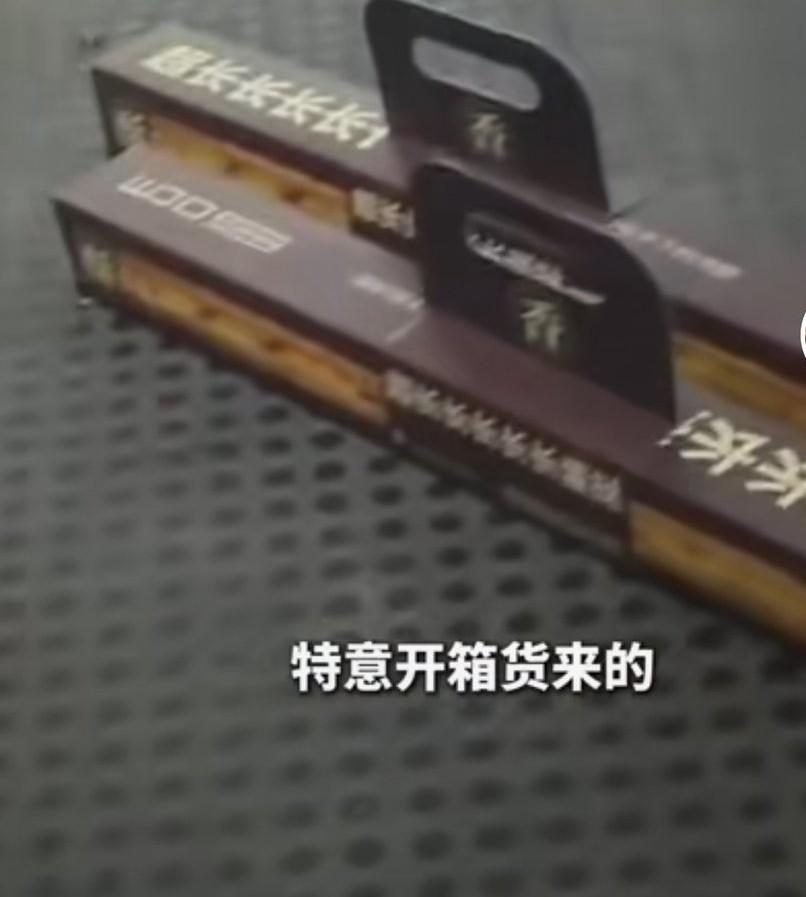 东北一大哥听媳妇安排开货车拉货，拿到货的瞬间就傻眼了，
大哥说媳妇说让他拉两个超
