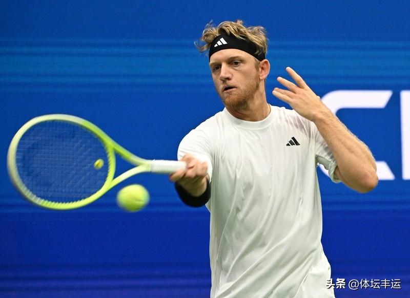 🇪🇸福基纳职业生涯首夺ATP巡回赛男单冠军🏆🔥

ATP250马洛卡站男
