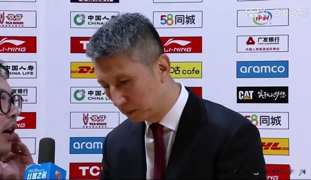 随着广州男篮96：99惜败浙江男篮，本场比赛暴露出3个可笑的事实。

1. 郭士