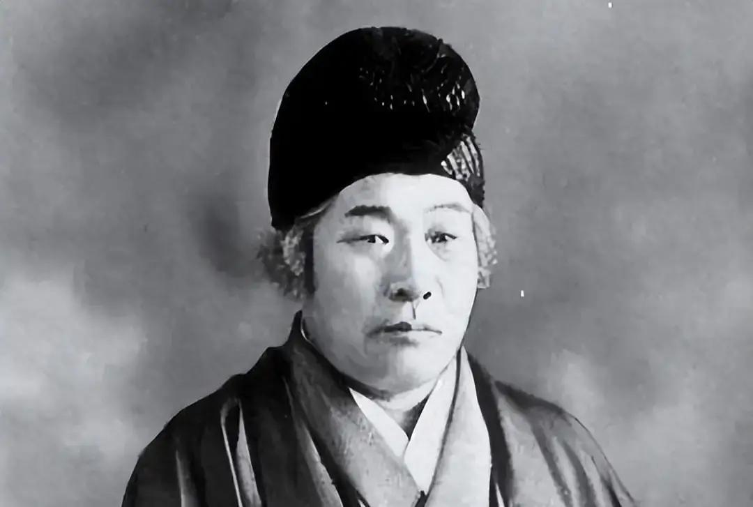 日本有一个非常著名的预言家——王仁三郎、他曾经预言2030年前后日本将会灭亡、这