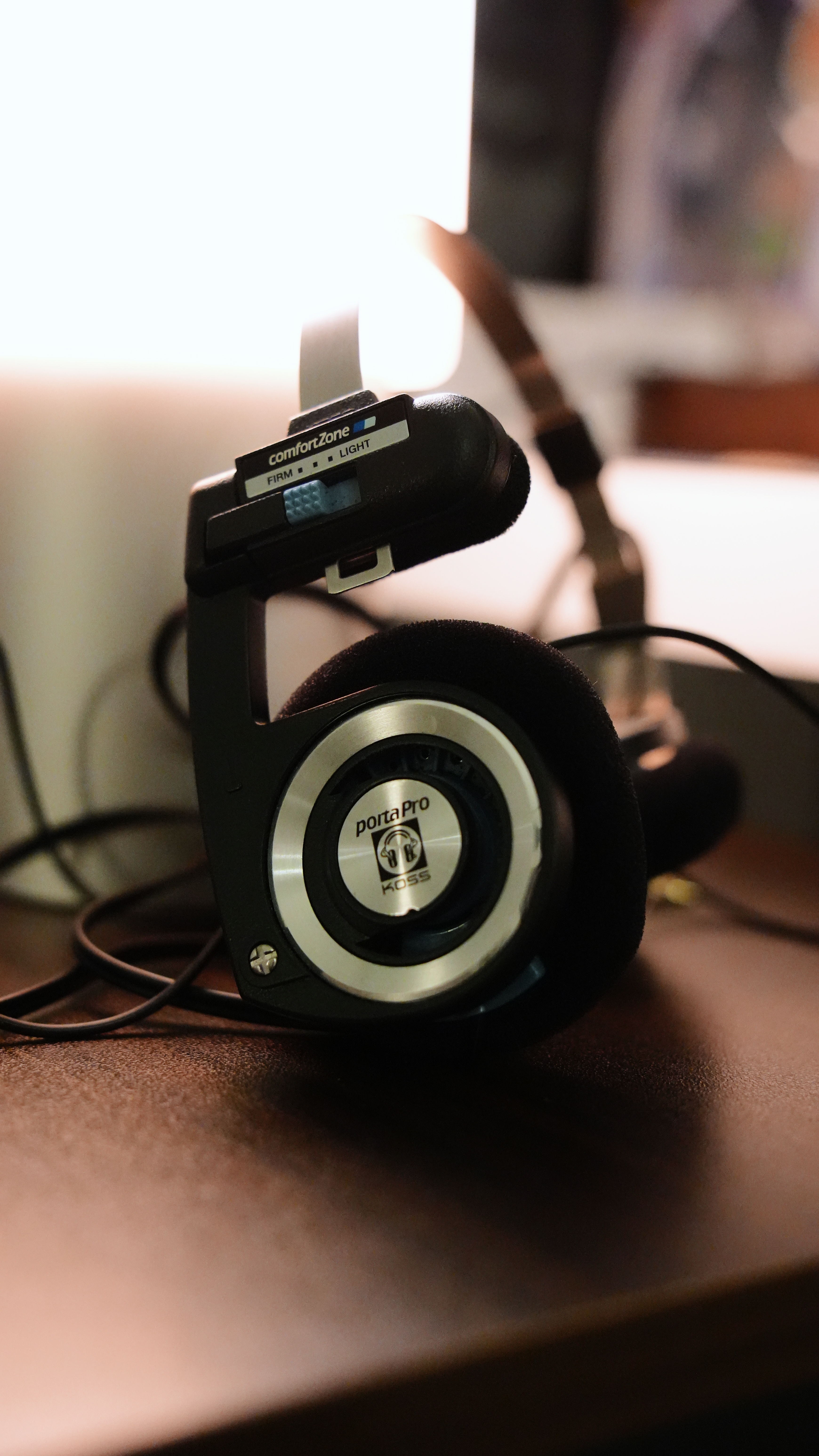 有哪些数码产品是穿搭神器最近我看有线耳机开始火起来了，那得把我的高斯pp耳机拿出