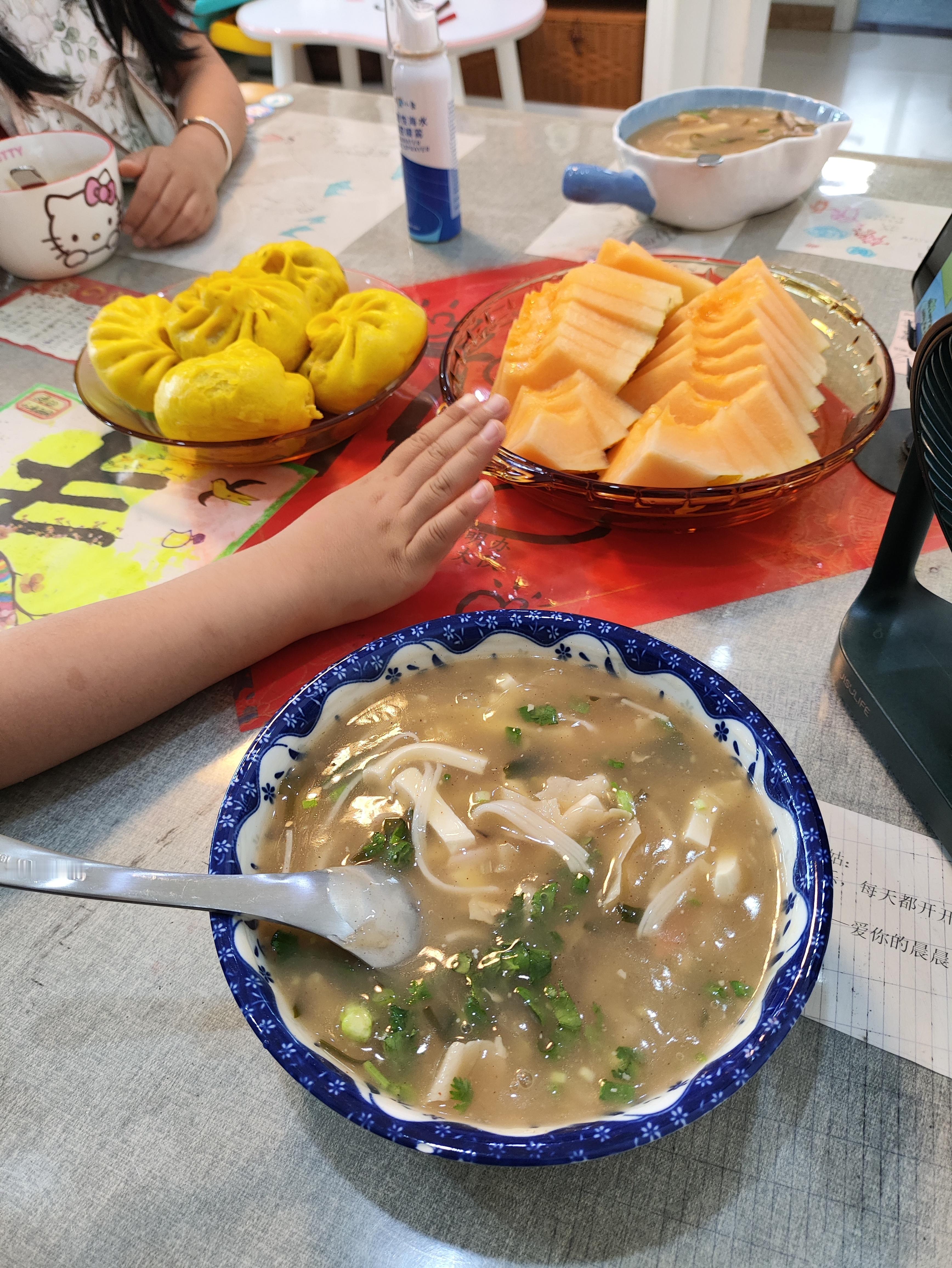 吃兰么 还是要好好吃饭