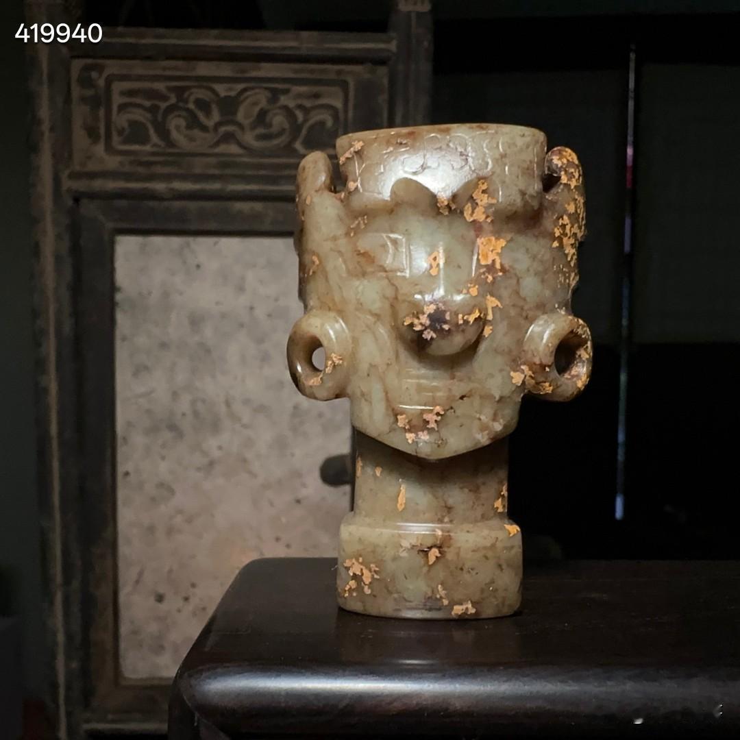 石家河文化玉神人