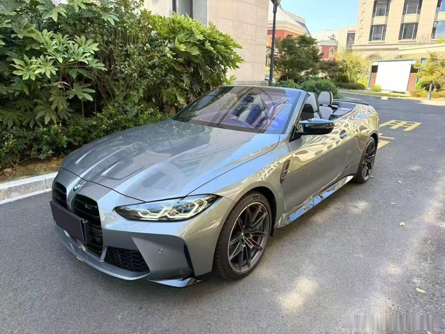 宝马 M系(进口) 2023款 M4 敞篷轿跑车，3.0T M xDrive 雷