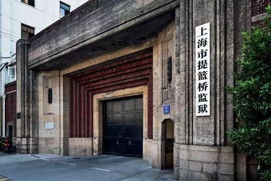 汪伪政权的粮食部长顾宝衡，汉奸中的头号贪官，监狱中的“三朝元老”！
作为一个汉奸