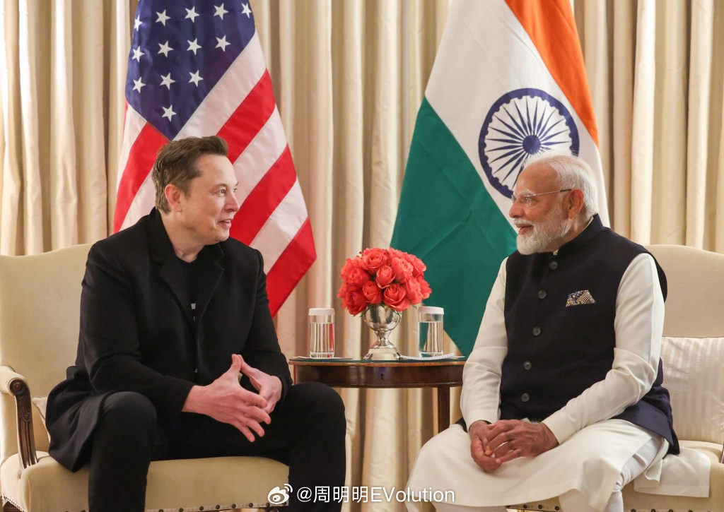 特斯拉在印度碰了一鼻子灰四个月前往印度出口了约300辆Model Y，现在还有约