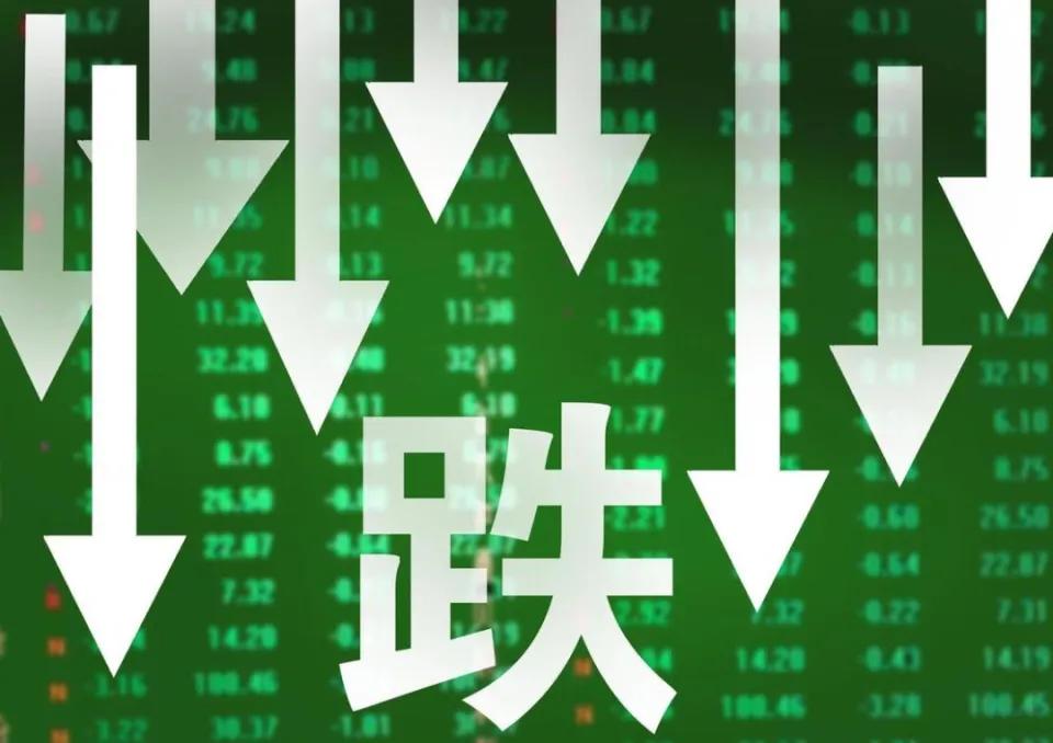 大A炒股发家就五个字：空仓等股灾！
一年总有一/两次机会股市赚钱思维 股市切记 