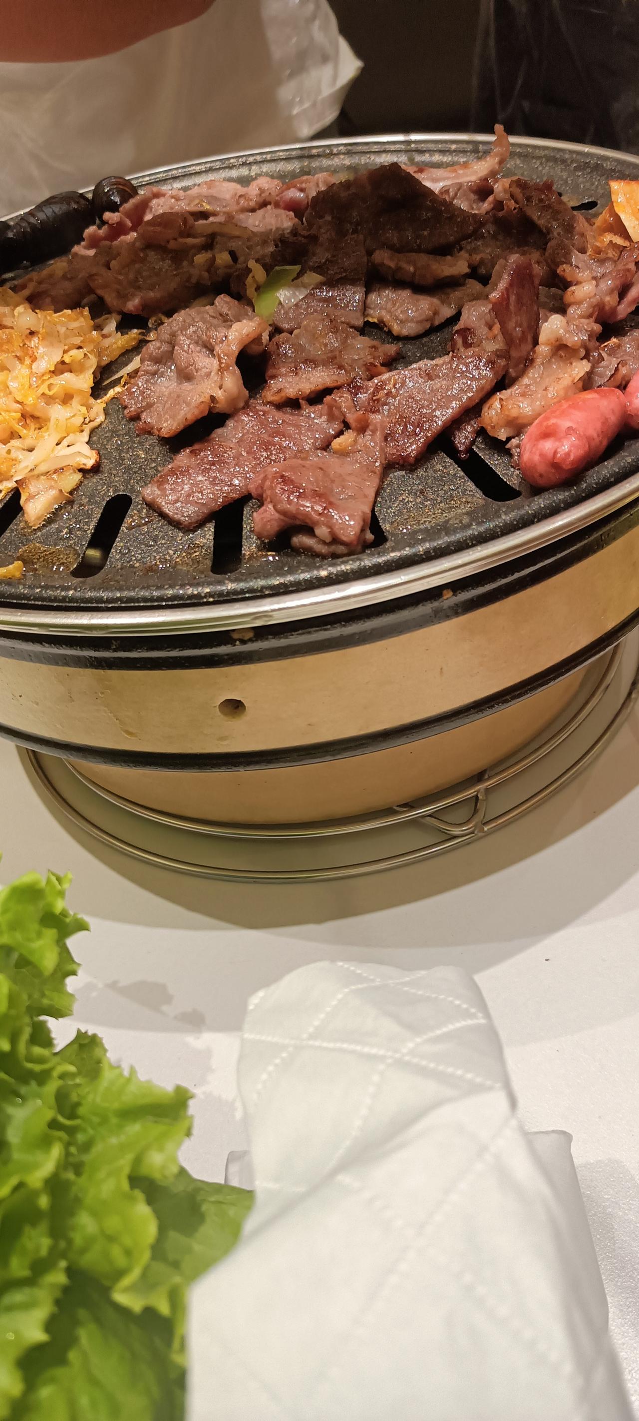 都过糊涂了，我还以为昨天是父亲节呢！原来今天才是父亲节！
白天没啥事，我约了两个