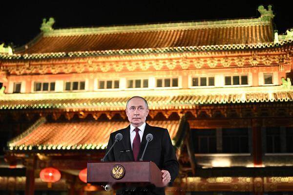 【克宫：普京访华日期已定 将择机适时公布】俄罗斯总统新闻秘书德米特里·佩斯科夫在