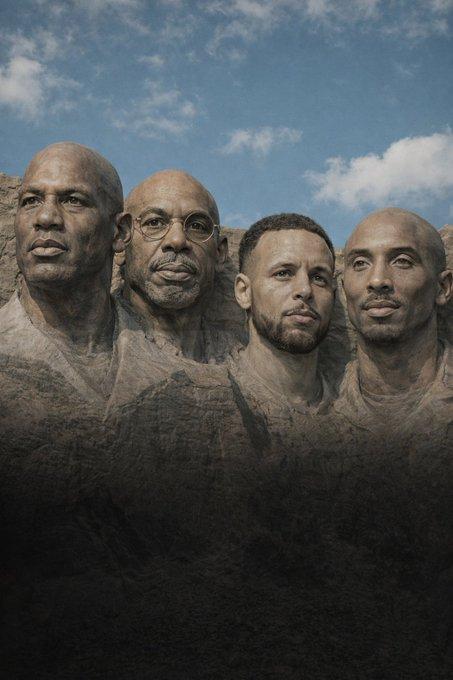 追梦格林谈到斯蒂芬-库里的巅峰期是什么时候。
   格林说：“是2022年，没错