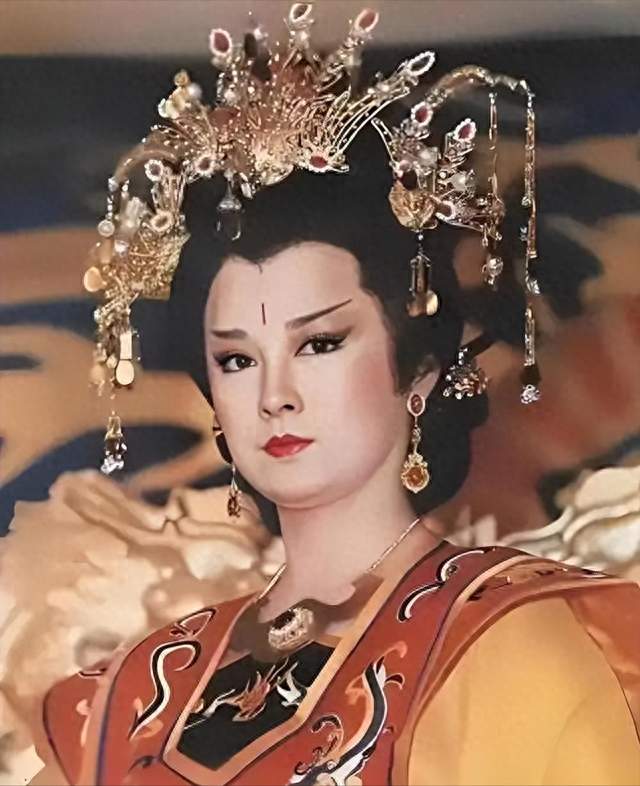 武则天将国号改唐为周，定都洛阳，为何史学家还将武周并入唐朝？