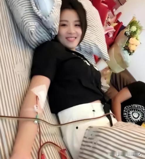 2017年，浙江女孩无偿捐骨髓救白血病男孩，男孩康复后道：“我身体里流着你的血，
