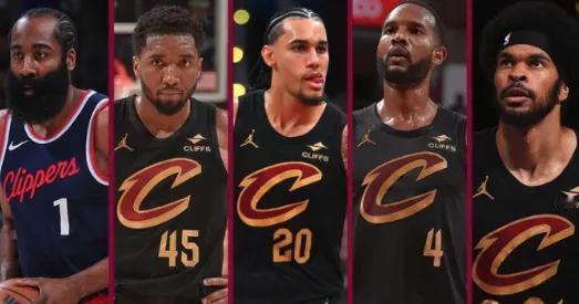 就在刚刚！！！詹姆斯加盟骑士！！！速度之快，令人佩服，一点不拖泥带水，对老东家的