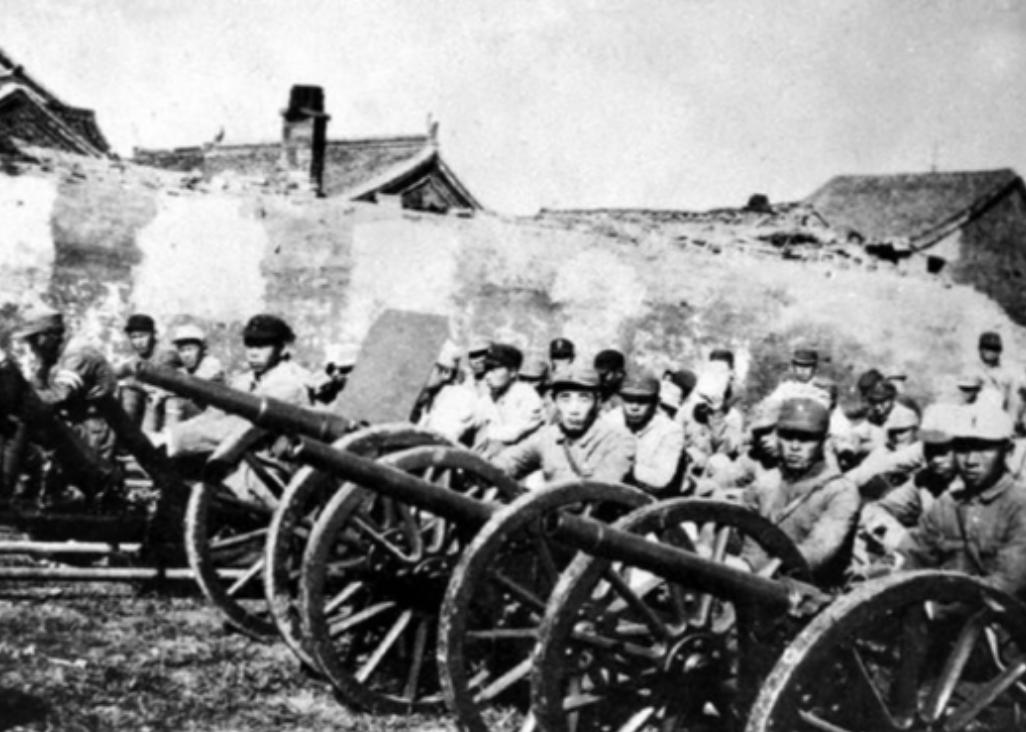 长沙战役打赢了三次，为什么第四次却失败了？道理很简单，前三次长沙战役中，日军兵力