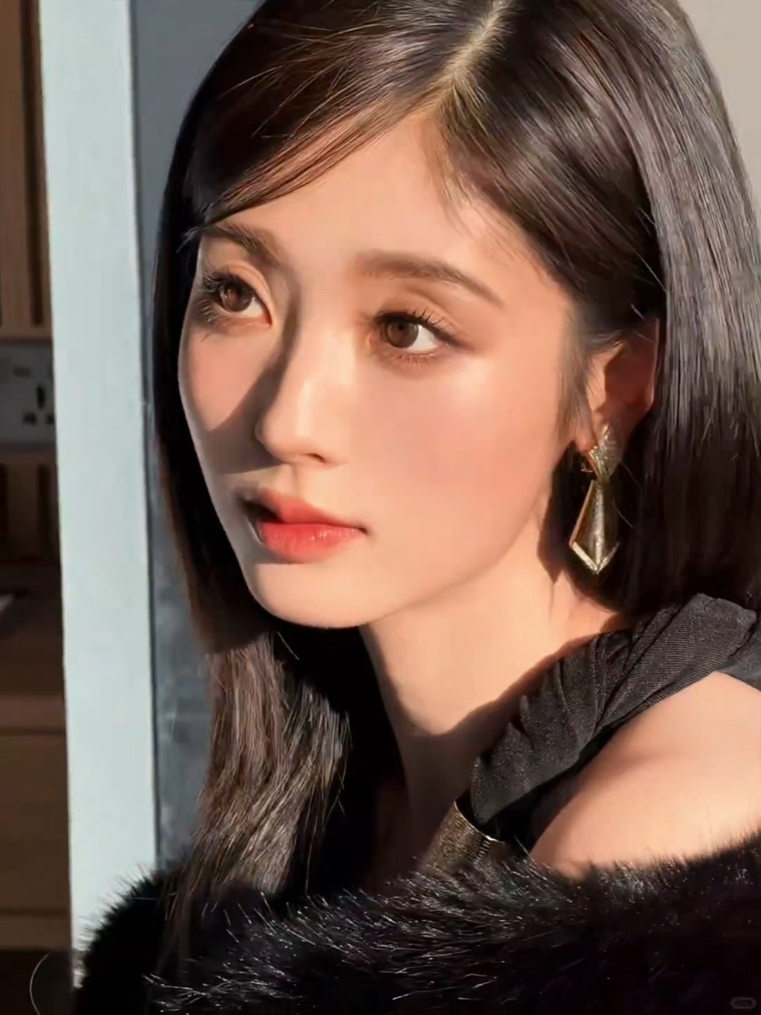 快来看这个邢菲今天好美啊，氧气感妆发🫧 