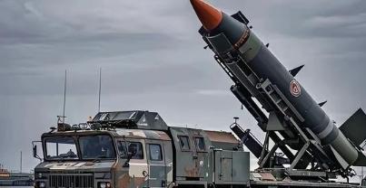 日本如果偷袭，百分之百是饱和攻击，一次发射300枚导弹，连续发射3000枚导弹也