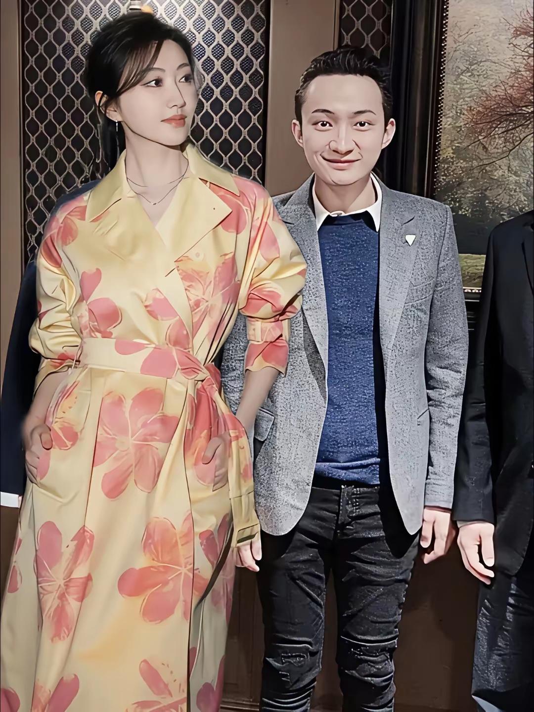 孙宇晨发了一篇 6500 字第一人称长文《我的女友景甜》，结尾补了八个字：“本文