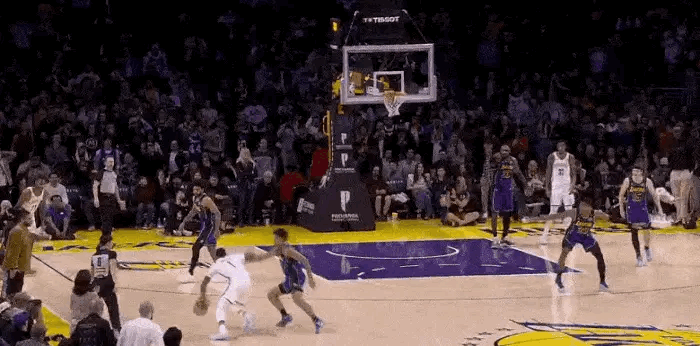 1月18日的NBA常规赛中，湖人以102-101险胜篮网￼。此役浓眉因伤缺阵，里