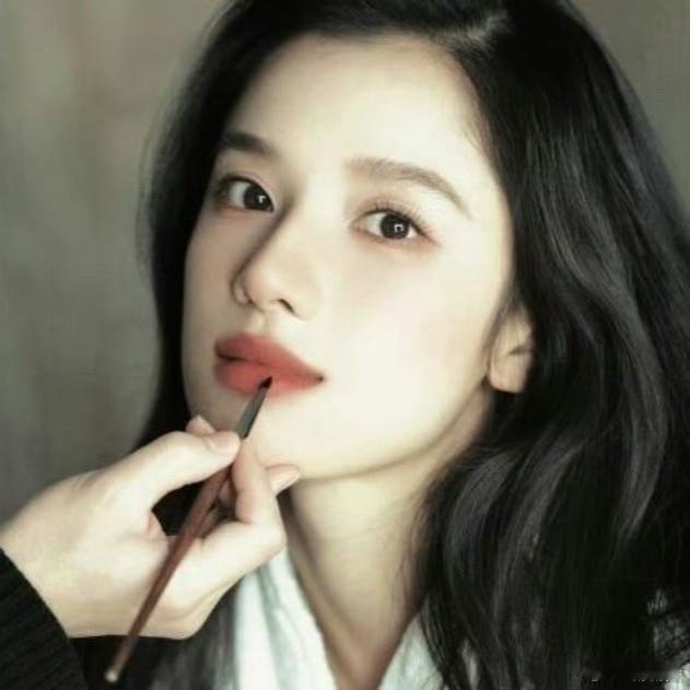 张婧仪✨ ​​​
