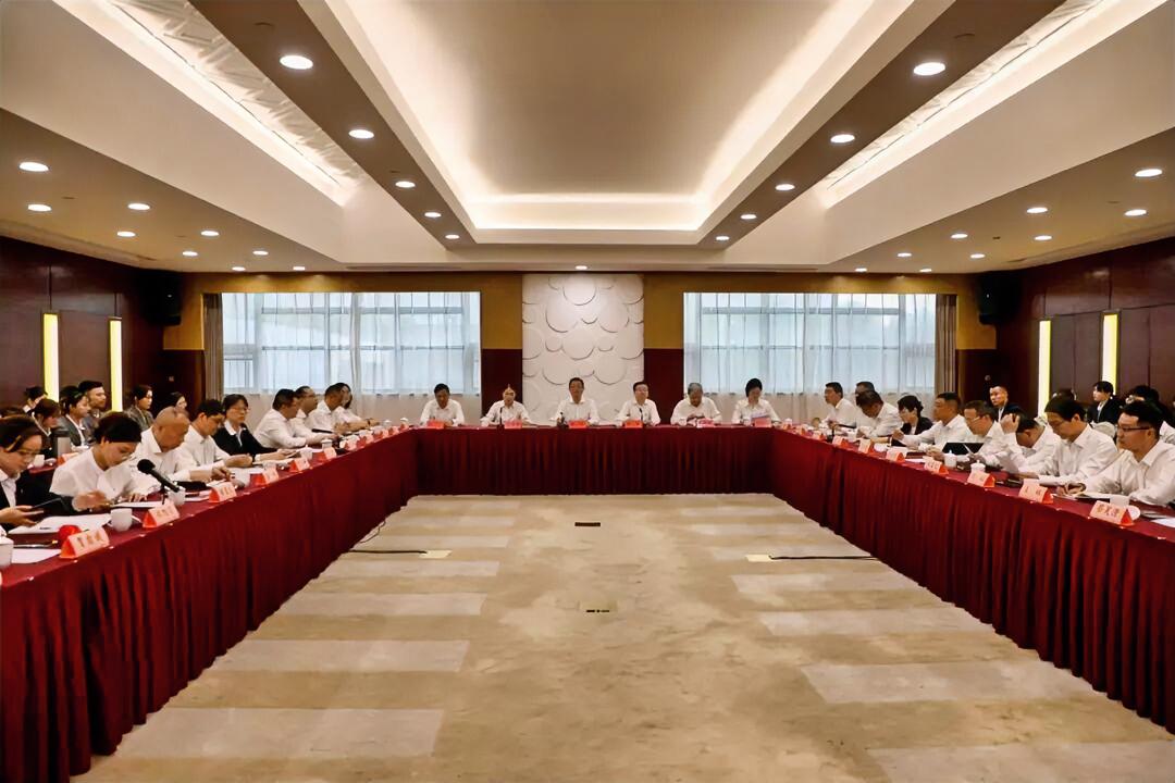 5月22日，钟山宾馆集团召开2026年青年座谈会暨“五四”表彰会，集团党委书记、