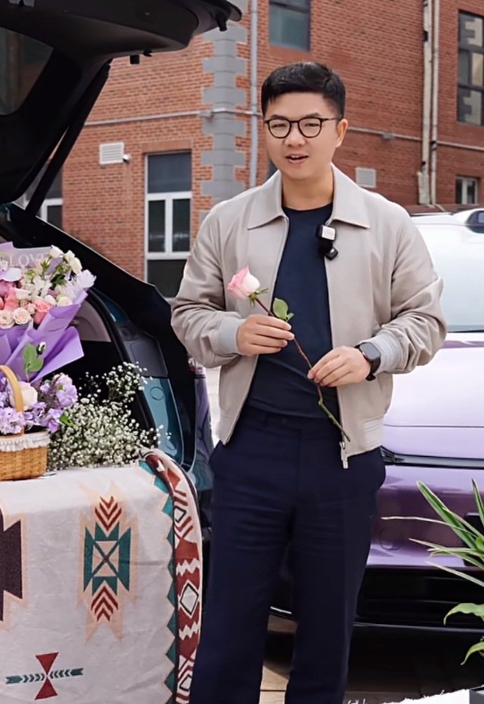 智界高管称新配色是态度的表达赵长江智界S7实力喊话 智界S7实力被严重低估！78