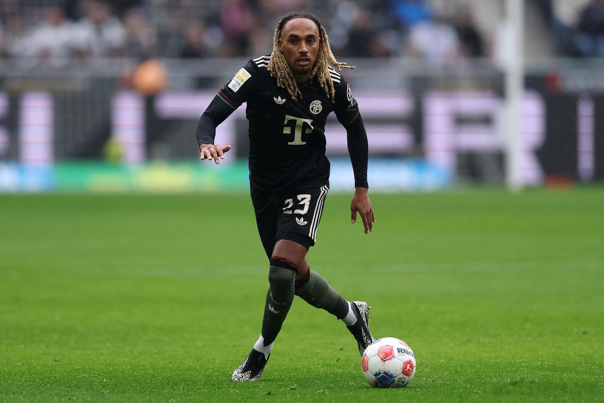 🚨拜仁慕尼黑願意在一月出售薩沙·博伊，要價1000 至1500萬歐元。水晶宮雖