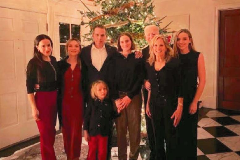 美媒:拜登去哪儿啦？拜登家庭合照被广泛传播！

12月26日，《纽约邮报》报道: