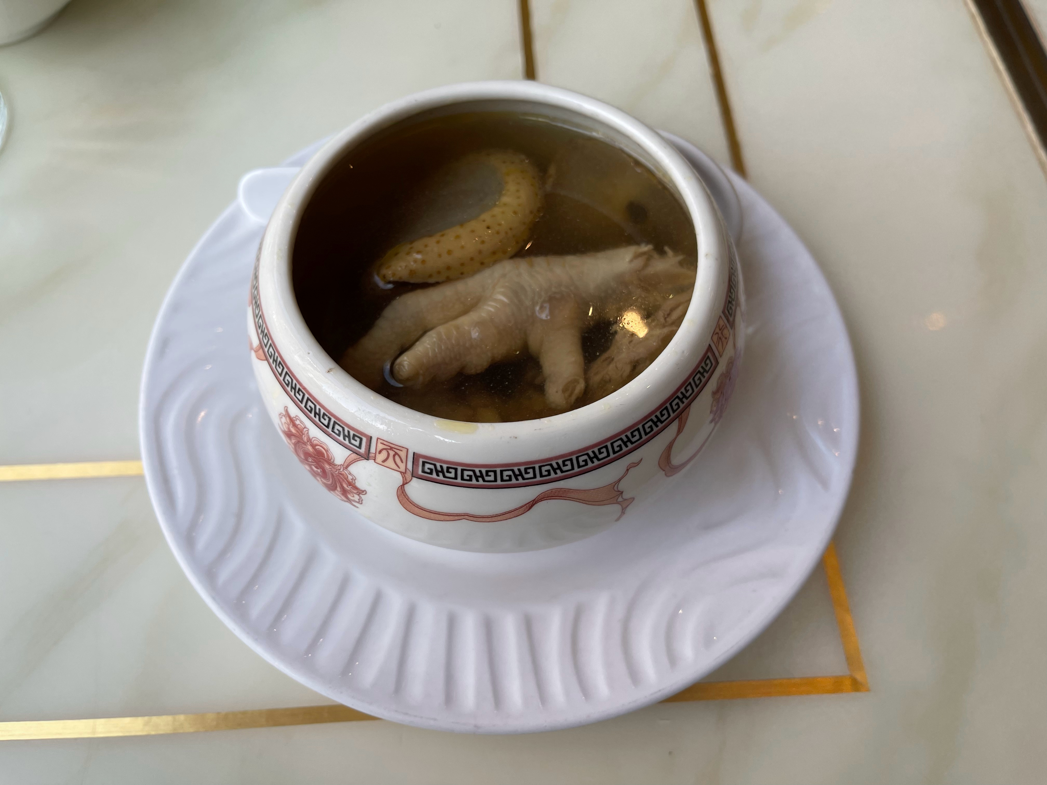 这一碗鸡汤68元，是我喝过最贵的汤，味道真好 心是真的痛[泪] 